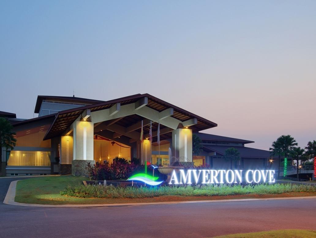 Amverton Cove Golf & Island Resort Banting  Extérieur photo